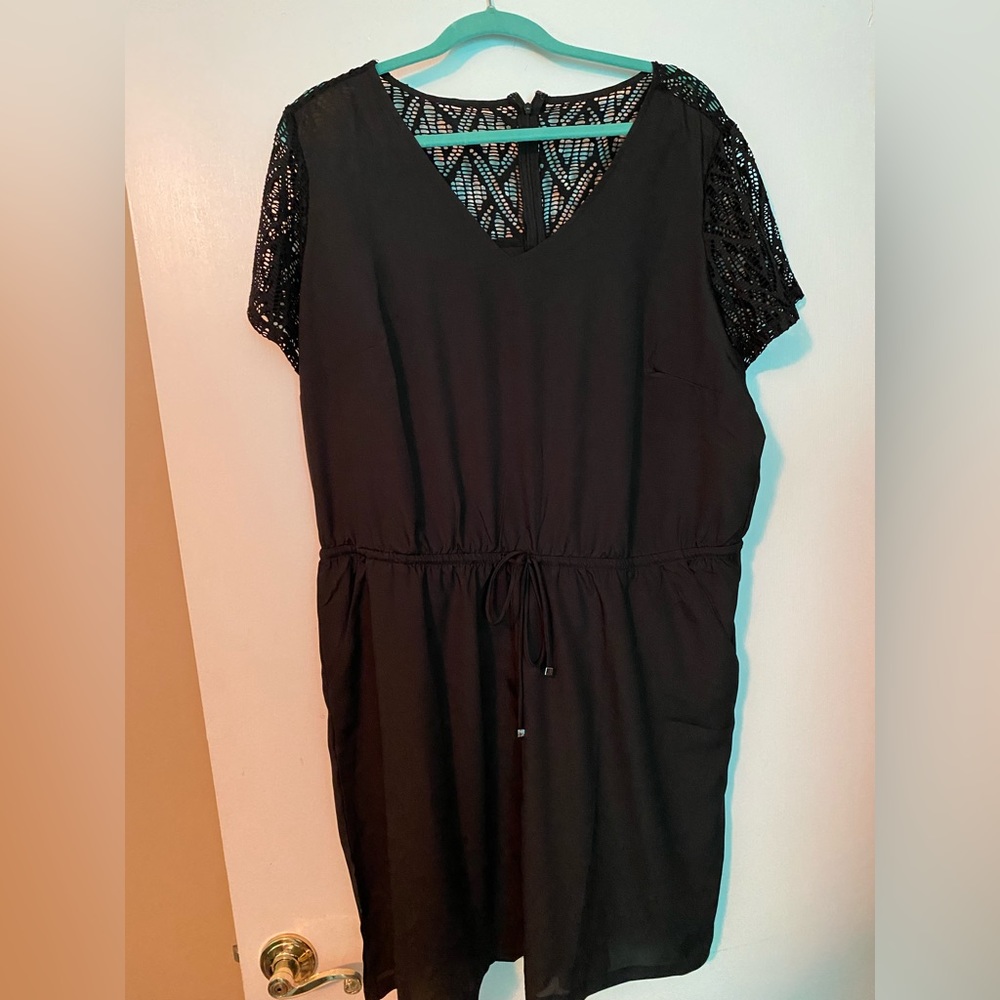 Retired And Downsizing Wardrobe. - image 1